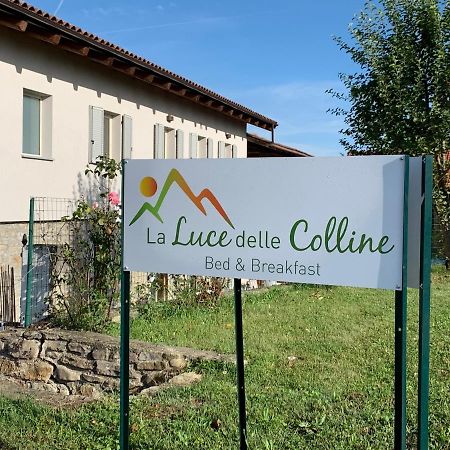 Serravalle delle Langhe La Luce Delle Colline Bed & Breakfast エクステリア 写真