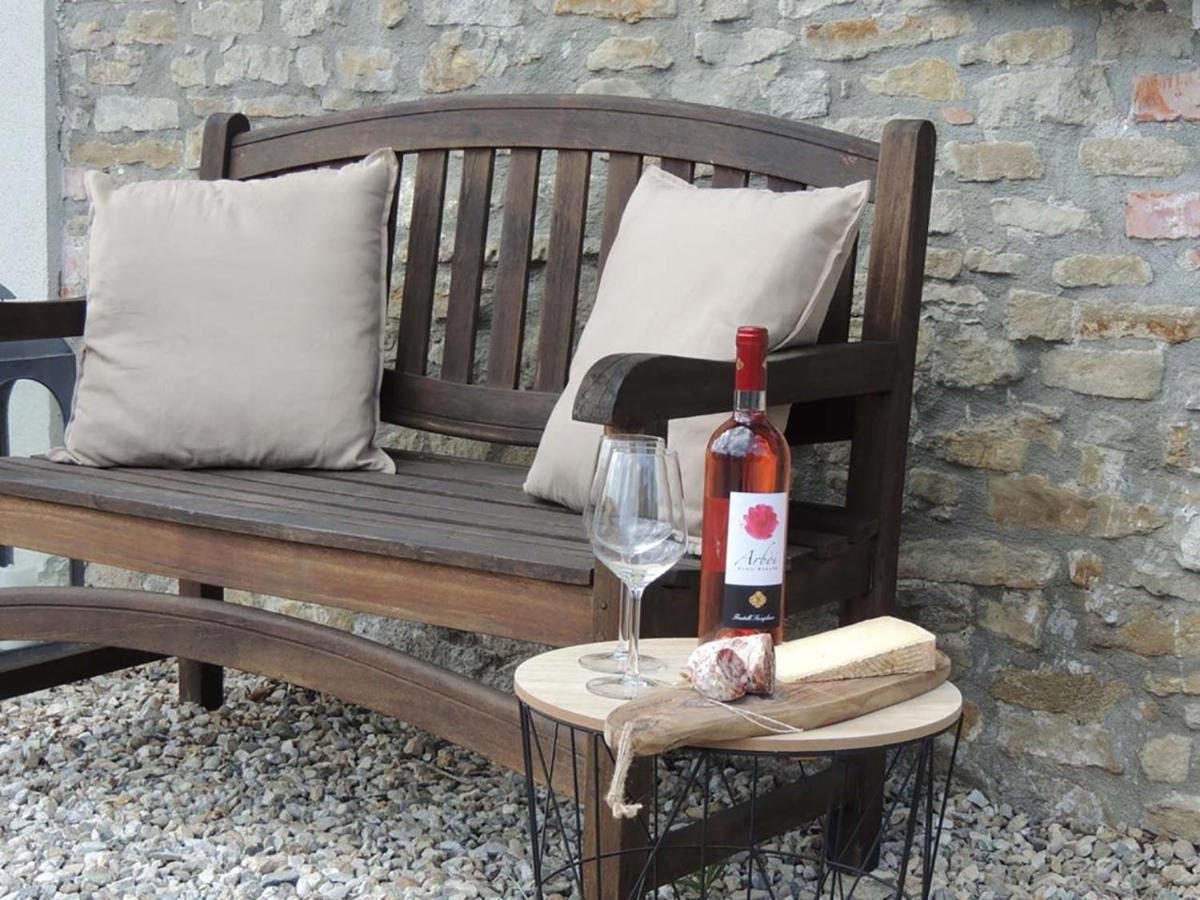 Serravalle delle Langhe La Luce Delle Colline Bed & Breakfast エクステリア 写真