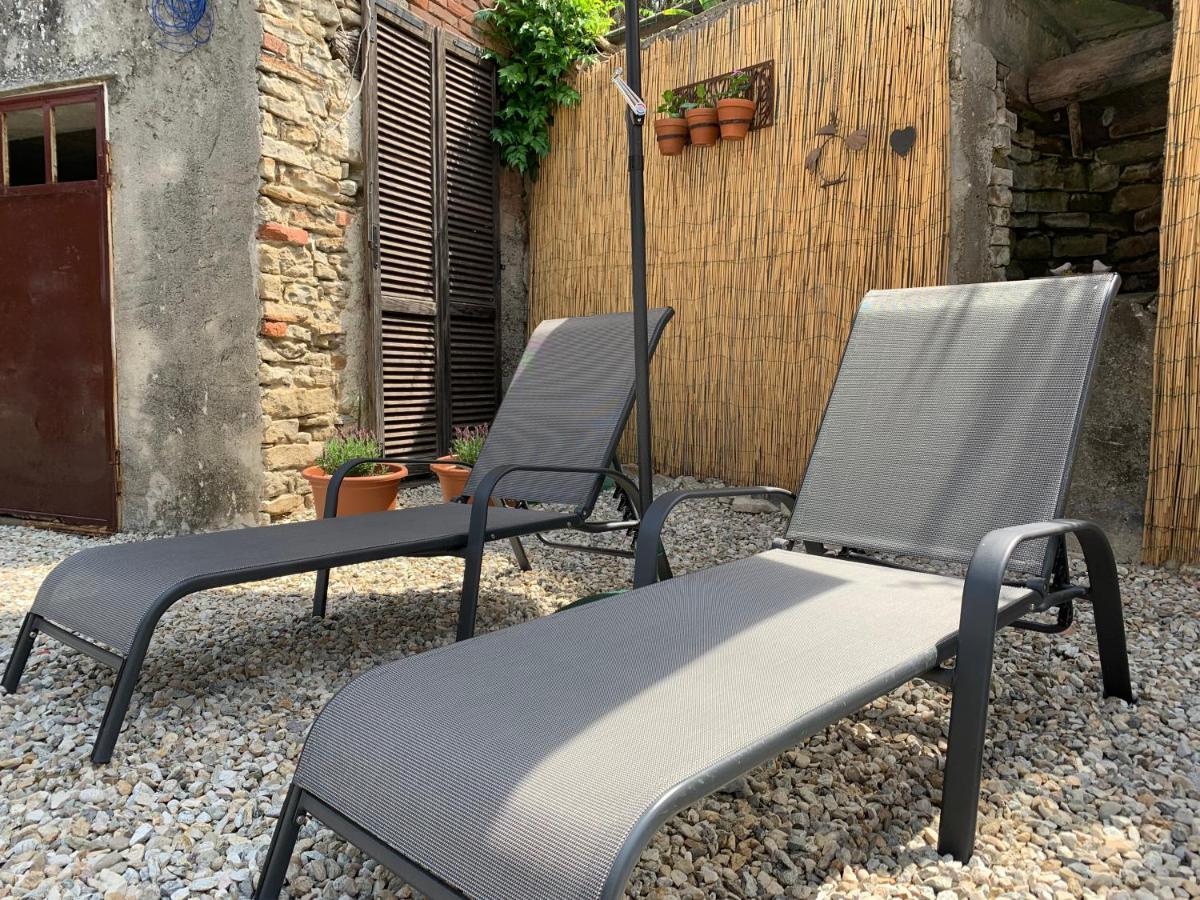 Serravalle delle Langhe La Luce Delle Colline Bed & Breakfast エクステリア 写真