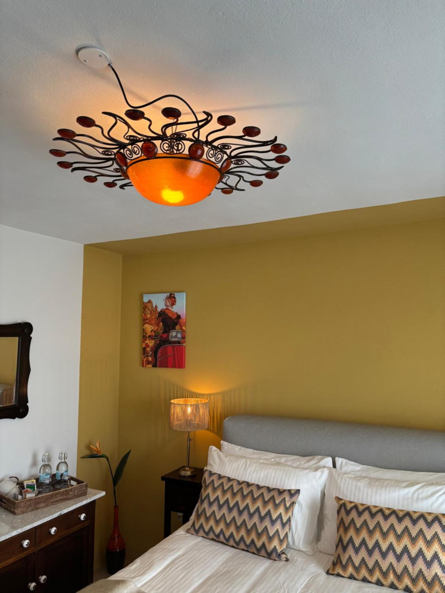 Serravalle delle Langhe La Luce Delle Colline Bed & Breakfast エクステリア 写真